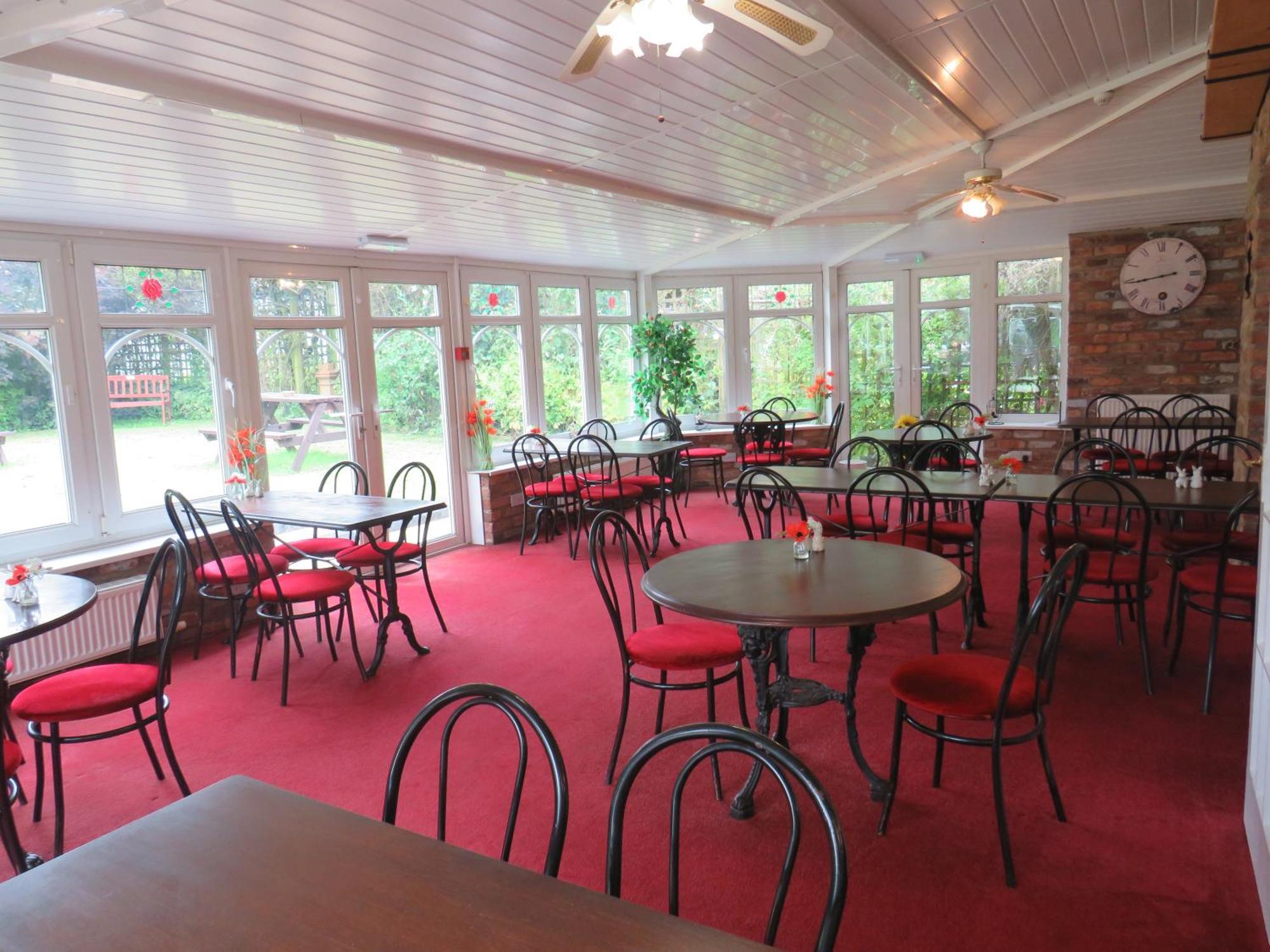 Ganton Greyhound Inn Extérieur photo