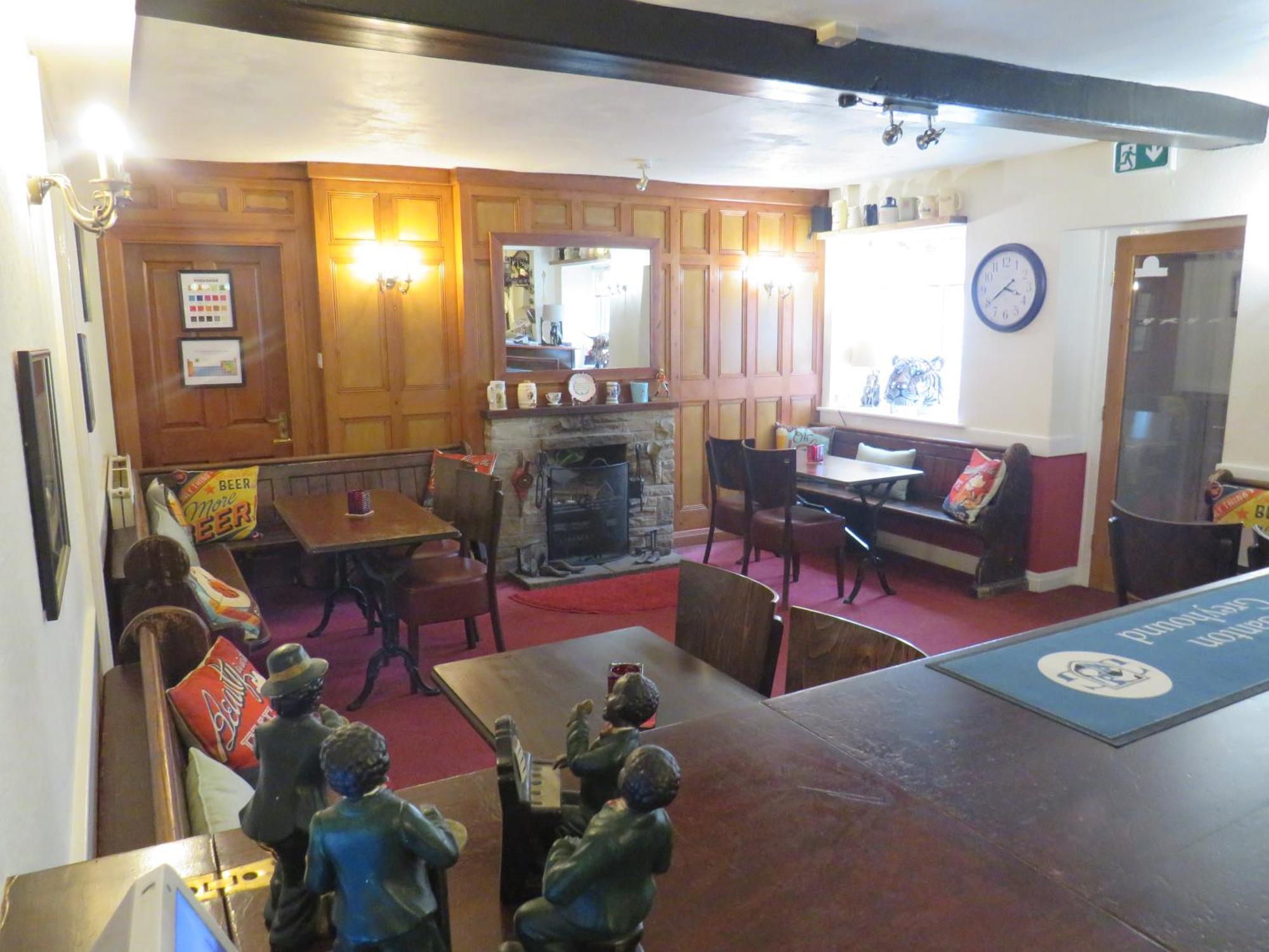 Ganton Greyhound Inn Extérieur photo