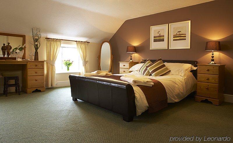 Ganton Greyhound Inn Extérieur photo